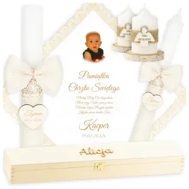 swieca-na-chrzest-pudelko-szatka-do-chrztu-zdjecie