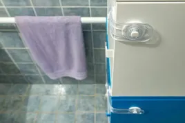 zabezpieczenie-szafek-samoprzylepne-blokada-12szt-2-rozmiary