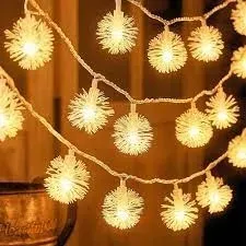 lampki-na-baterie-swiateczne-sniezki-pompony-cieplo-bialy