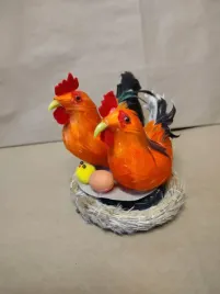 kury-w-gniezdzie-z-dzwiekiem-na-baterie