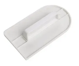 packa-cukiernicza-zaokraglona-do-wygladzania-tortu