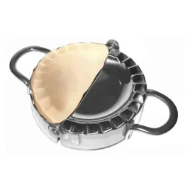 foremka-do-pierogow-ravioli-wykrawacz-stalowy-2w1