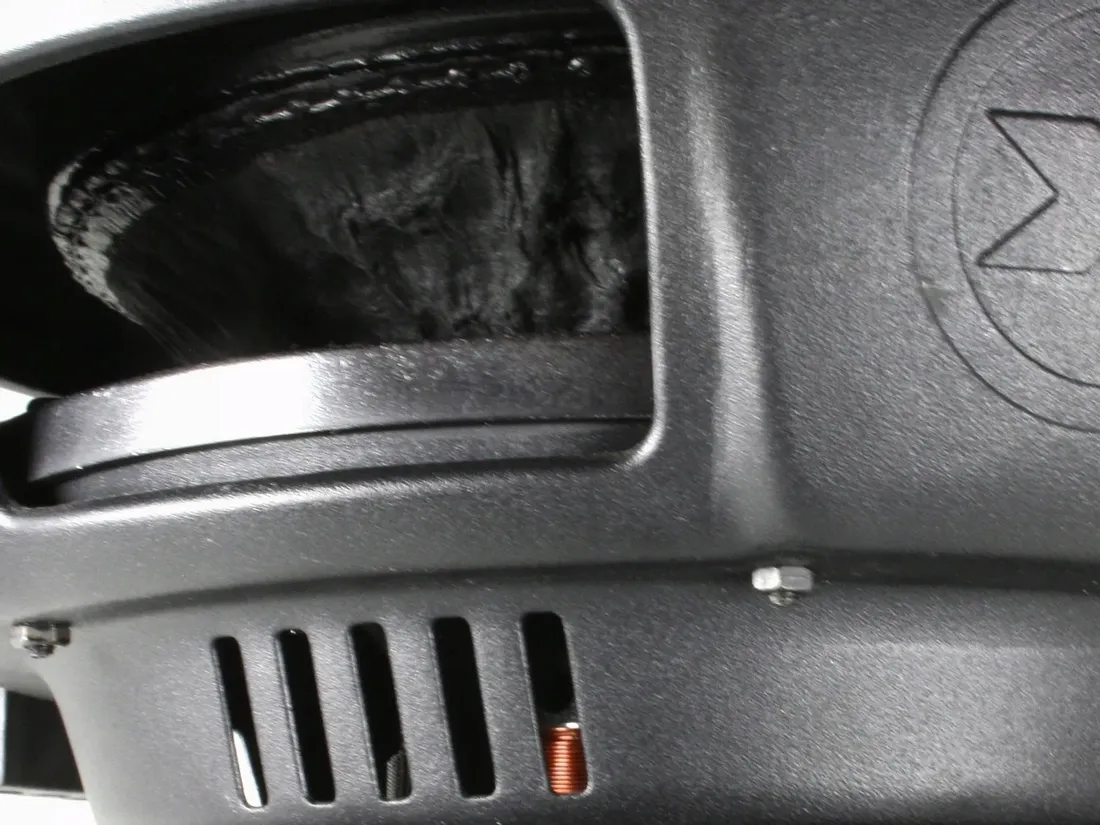 glosnik-excursion-subwoofer-10-25cm-2500w