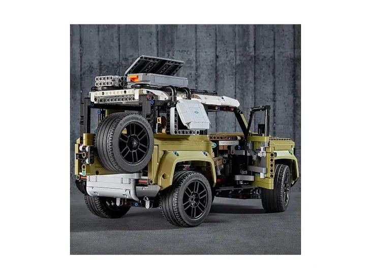 lego-technic-land-rover-defender-42110-material-inny