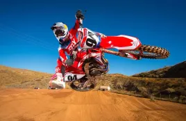 fototapeta-motocross-200x130-samoprzylepna