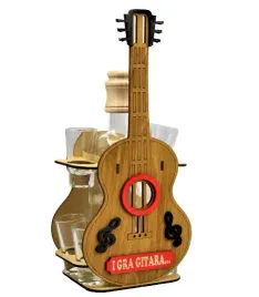 gitara-karafka05-l-z-kieliszkami-do-wodki-6-szt-zawieszka-gratis