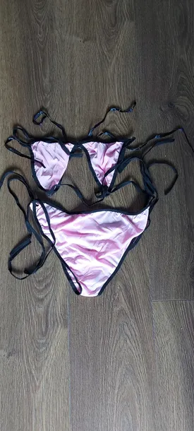stroj-kapielowy-paski-bikini-kolor-rozowy