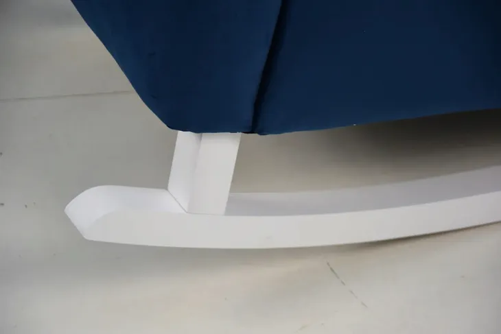 fotel-uszak-wysokosc-mebla-105-cm