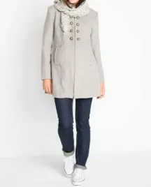 b-p-c-plaszcz-ciazowy-z-panelem-dla-dziecka-38