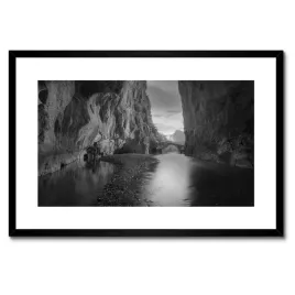 plakaty-w-ramie-60x40-mistyczne-przejscie-widok
