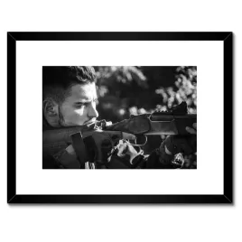 plakaty-w-ramie-40x30-portret-mysliwego-las