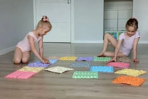 mata-sensoryczna-happy-path-plec-dziewczynki-chlopcy-bohater-inny-stan-nowy