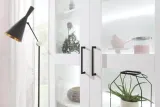 witryna-bergen-2-dwudrzwiowa-szerokosc-90-cm-biala-led-szuflady-stan-nowy