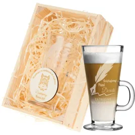 szklanka-latte-w-skrzynce-dzien-nauczyciela-y2
