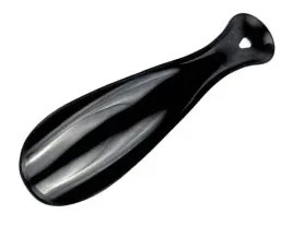 g9-94-mala-krotka-plastikowa-lyzka-do-butow-do-zakladania-obuwia-hq-17-cm