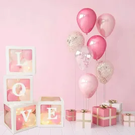 pudelka-na-balony-z-napisem-love-komplet-biale