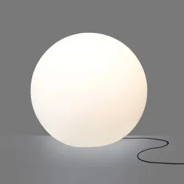 dekoracyjna-lampa-ogrodowa-cumulus-9714-biala-kula-ball-stojaca