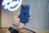 apple-iphone-13-mini-128gb-funkcje-w-telefonach-komorkowych-kalkulator-kalendarz-budzik-zegar-alarm-wibracyjny-ksiazka-telefoniczna