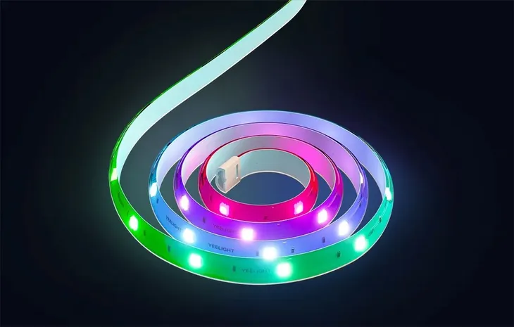 inteligentna-tasma-led-yeelight-lightstrip-pro-2m