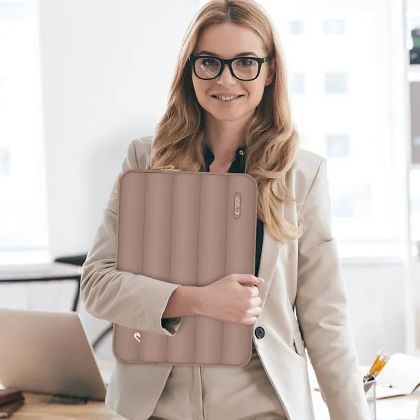 torba-na-laptopa-13-14-tech-protect-puffy-brazowa-kod-producenta-5906302375400-stan-nowy