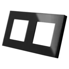 ramka-do-gniazdek-typ-f-podwojna-biala-lub-czarna