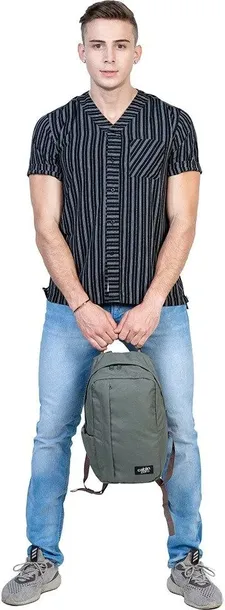 maly-plecak-cabin-zero-flight-12l-absolute-black-kolor-czarny