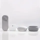 yale-linusr-smart-lock-srebrny