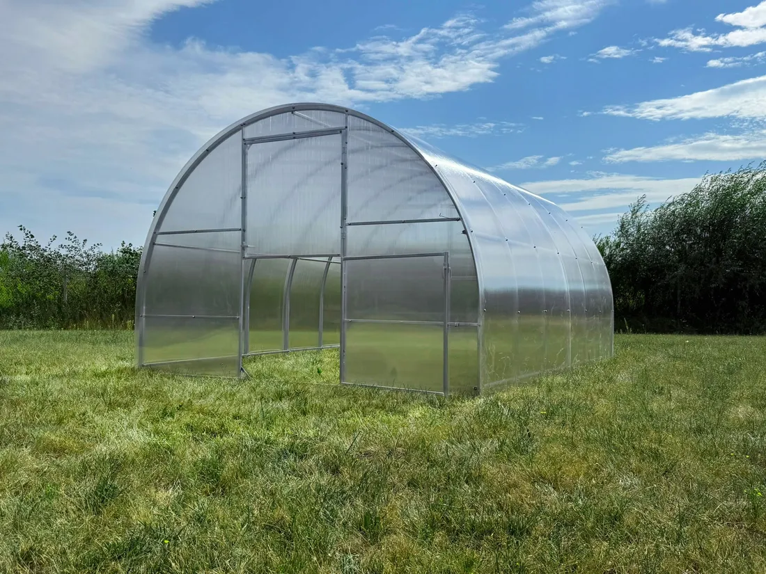 szklarnia-profimet-mocna-went-plus-3x6-m-z-poliweglanu-4mm-stan-nowy