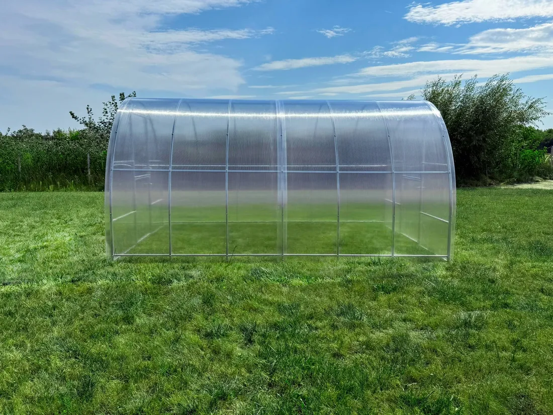 szklarnia-profimet-mocna-went-plus-3x6-m-z-poliweglanu-4mm-stan-nowy