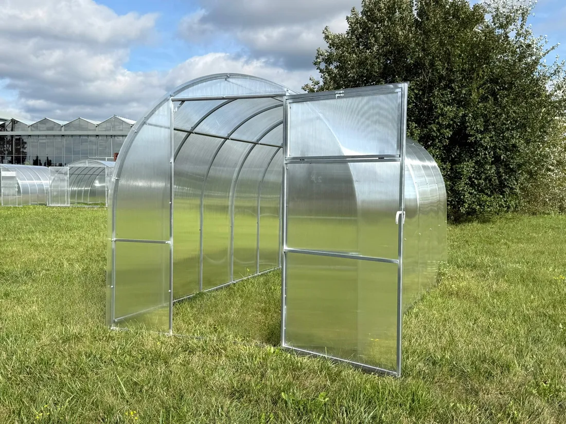 szklarnia-z-poliweglanu-2x3m-z-ocynk-tunel-20x20mm-stan-nowy