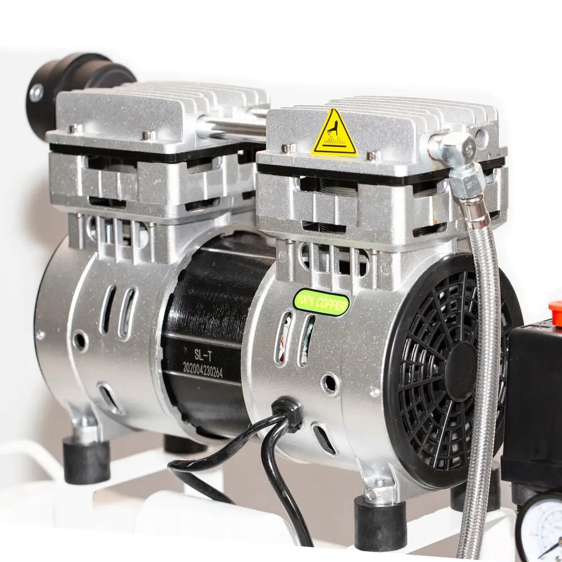 kompresor-bezolejowy-50l