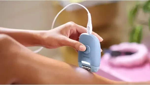 depilator-philips-bre247-00-waga-produktu-0-2-kg