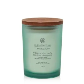 srednia-swieca-balance-and-harmony-waterlily-pear-chesapeake-bay-candle