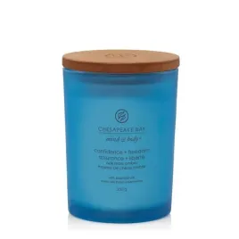 srednia-swieca-confidence-and-freedom-oak-moss-amber-chesapeake-bay-candle