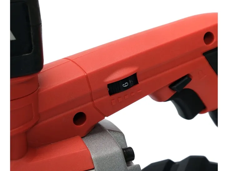 pila-tasmowa-korpus-18v-maksymalna-moc-1100-kw