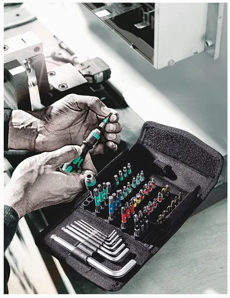 zestaw-bitow-52-czesci-marka-wera-rodzaj-imbusowe-metryczne-krzyzakowy-ph-krzyzakowy-pz-plaski-torx-zestaw