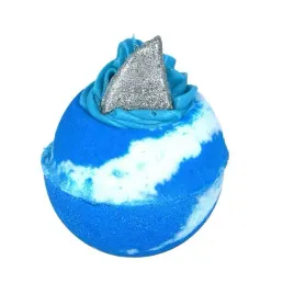 musujaca-kula-do-kapieli-shark-attack-bomb-cosmetics