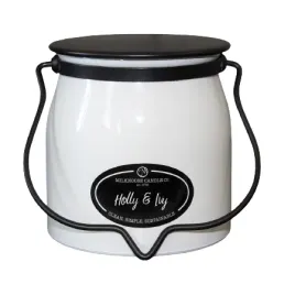 srednia-swieca-holly-and-ivy-milkhouse-candle