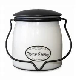 srednia-swieca-tobacco-and-honey-milkhouse-candle