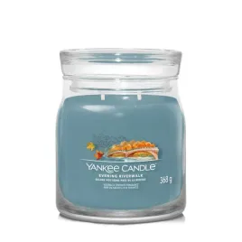 srednia-swieca-signature-evening-riverwalk-yankee-candle