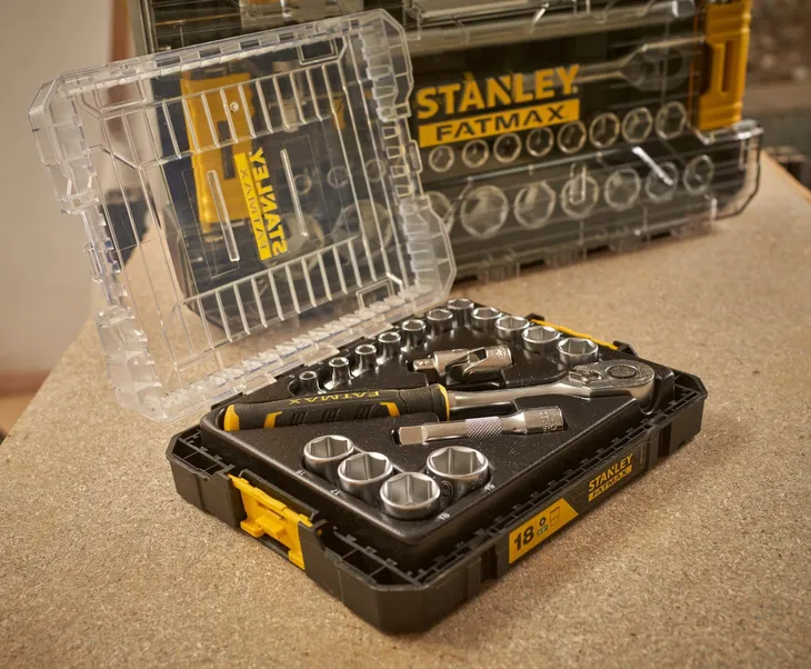 zestaw-narzedziowy-pro-stack-3-8-18szt-stan-nowy