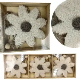 zawieszki-pluszowe-dekoracja-wiosenna-wielkanocna-kwiatki-bezowe-6-szt