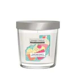 srednia-swieca-cupcake-party-home-inspiration-yankee-candle