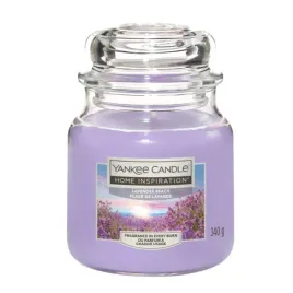 srednia-swieca-lavender-beach-home-inspiration-yankee-candle