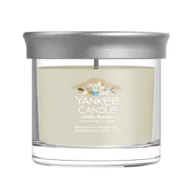 maly-tumbler-signature-vanilla-flurries-yankee-candle