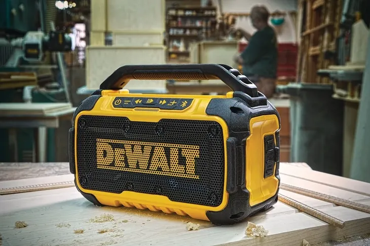 dewalt-akumulatorowy-glosnik-bluetooth-dcr011-informacje-dodatkowe-kompatybilny-z-akumulatorami-danej-marki