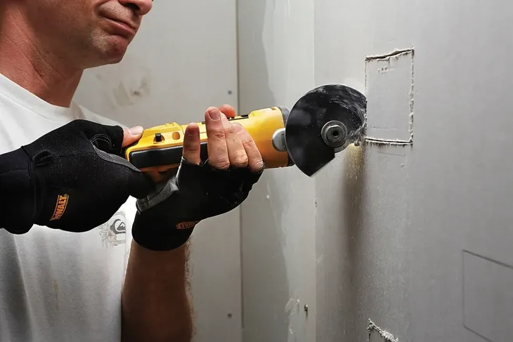 dewalt-multitool-dwe315kt-3lata-total-service-kod-producenta-dwe315kt