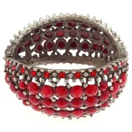metalowa-sztywna-bransoletka-z-czerwonymi-kamieniami