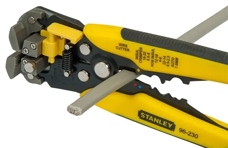 stanley-sciagacz-do-izolacji-fatmax-fmht0-96230