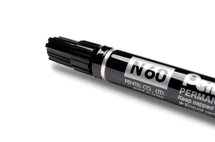 marker-permanentny-n60-sciety-czarny-pentel